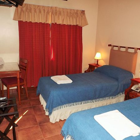 Hotel Escala Uno Santo Tome  Bilik gambar